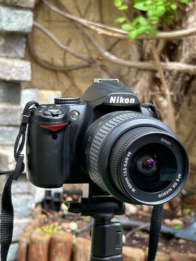 !! OFFERTA!! FOTOCAMERA NIKON PRO + NIKON 18-55mm