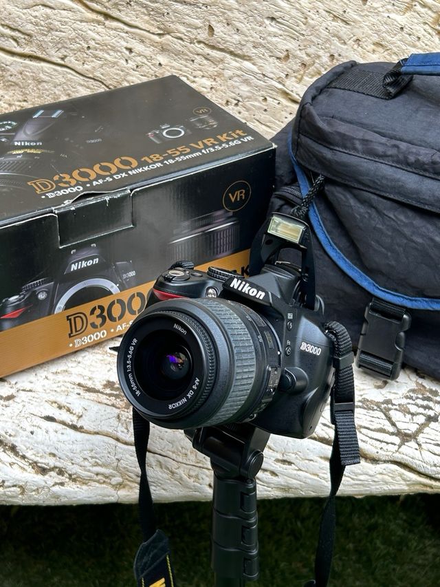 !! OFFERTA!! FOTOCAMERA NIKON PRO + NIKON 18-55mm