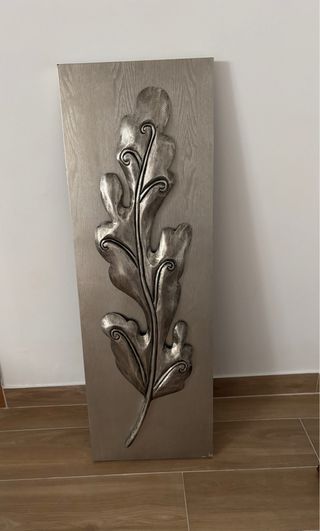 Cuadro decorativo hoja metal plata