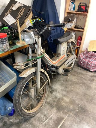 Ciclomotor Derbi: restauración o cambio