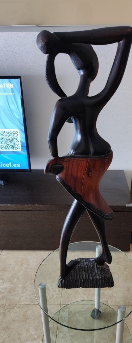 Gran Escultura Mujer Madera - Artesanal.
