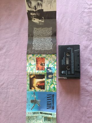 3 Cintas Nirvana: Incesticide, Unplugged, Nevermin