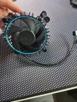 Ventilador CPU Intel - Enfriador