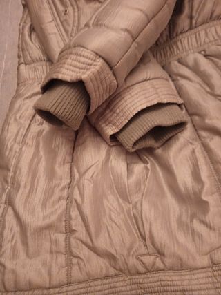 Abrigo acolchado gris niña talla 10 
años