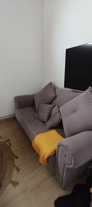 Sofá gris - 2 plazas