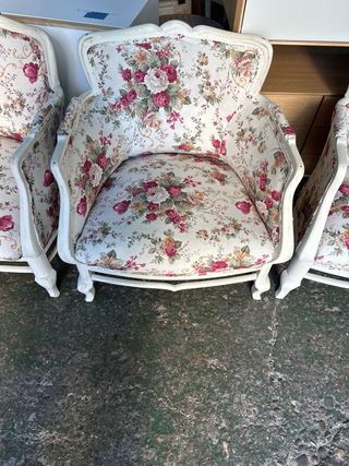 Sofá y sillones florales - restaurado y tapizado