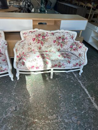 Sofá y sillones florales - restaurado y tapizado