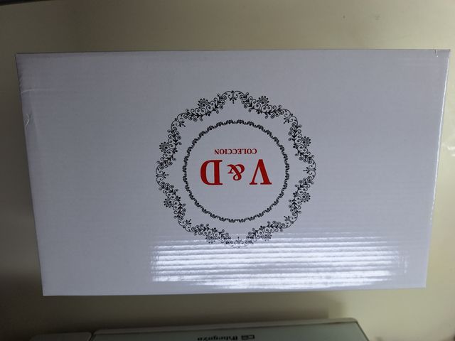 Sandalias Vatinelli dorado