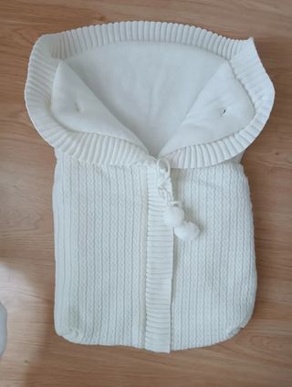 Saco bebé punto crema