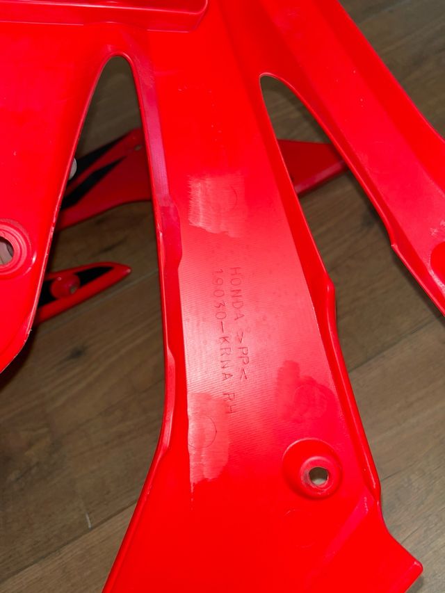 Tapas laterales deposito CRF250R