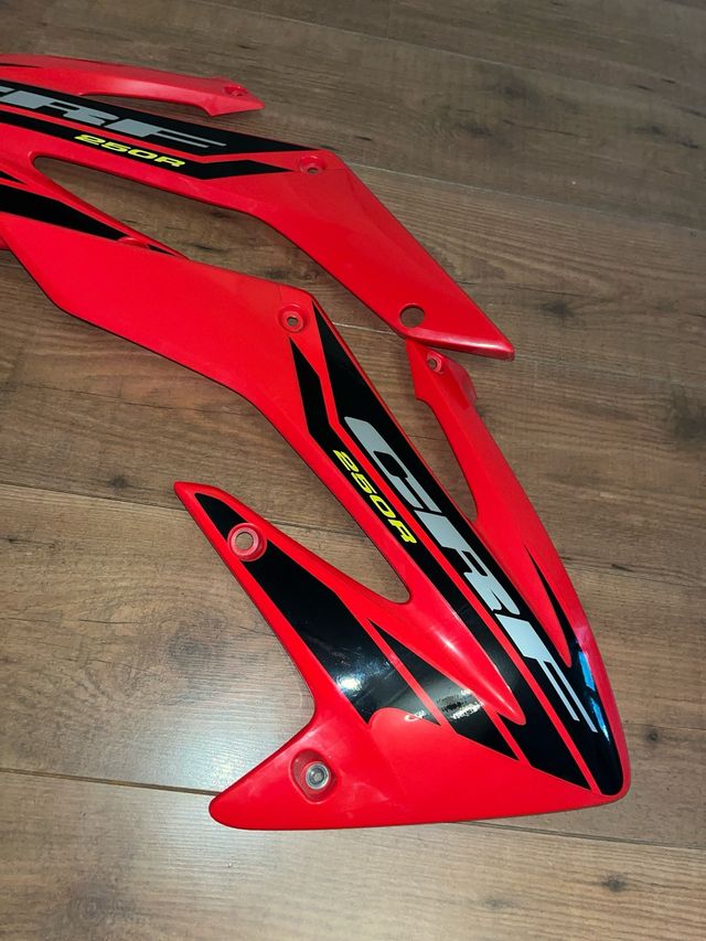 Tapas laterales deposito CRF250R