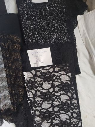 Lote Encajes negros y dorados