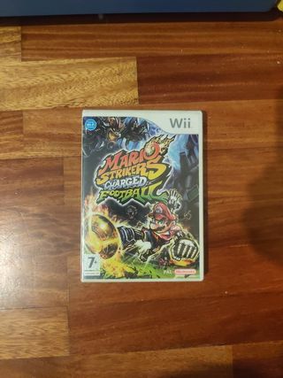 Wii - Mario Strikers Charged Football