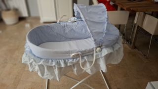 Capazo Mini-cuna de Mimbre con patas