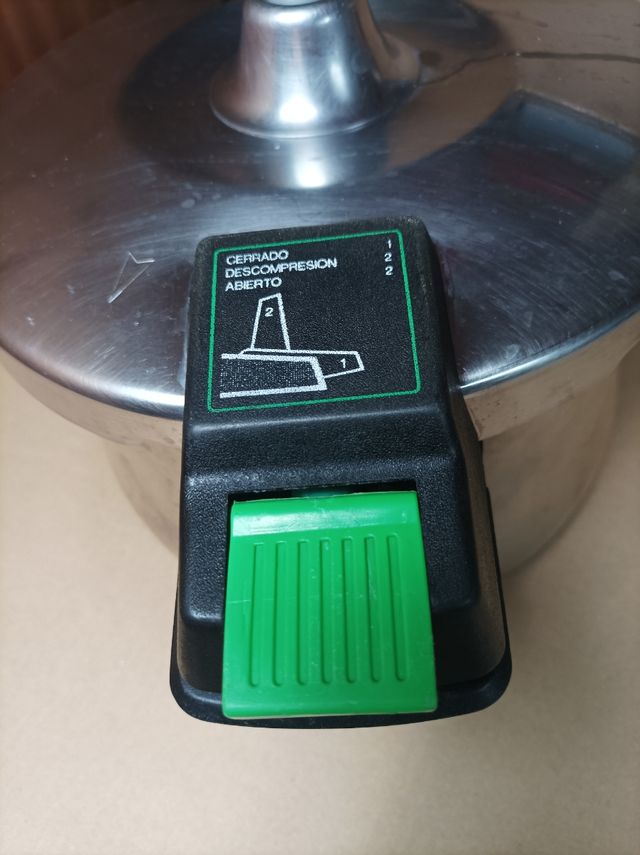 Olla a presión Magefesa - Acero inoxidable