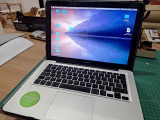 MacBook Pro 13" - Portátil