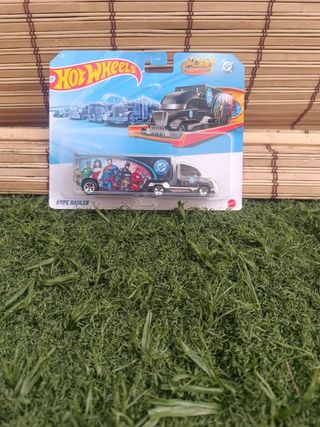 Hot Wheels Hype Hauler DC Super Heroes