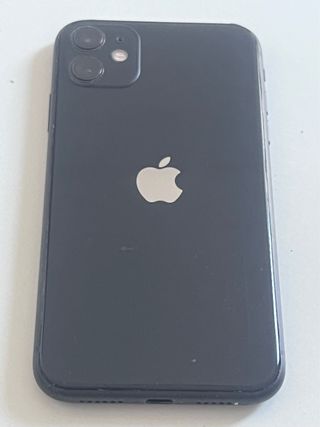 iPhone 11 negro - 64GB