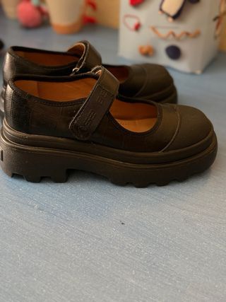 Zapatillas negras niña. talla 35 , ortopedica 