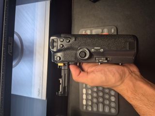 Impugnatura Canon BG-R10 R6/R5