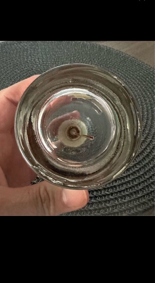 Perfume Scandal - frasco elegante