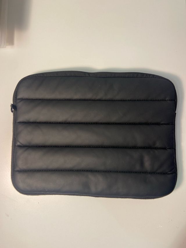 Funda negra para portátil Bagasin - acolchada