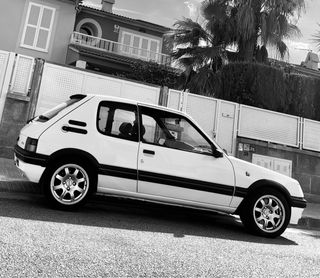 Peugeot 205 gti 1992
