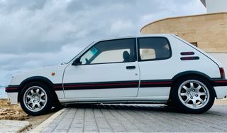 Peugeot 205 gti 1992