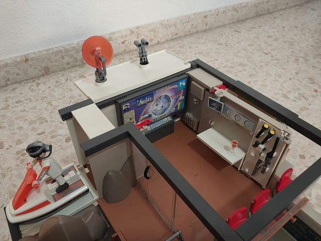 Playmobil Space: Base Lunar y Top agente.