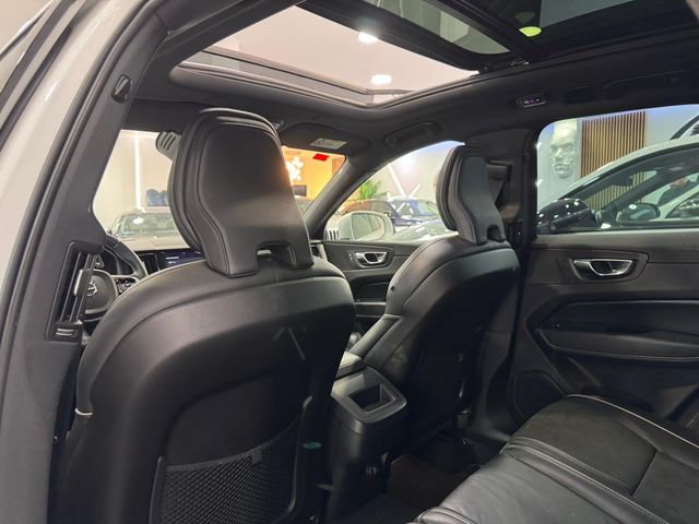 Volvo XC60 R_DESIGN FULL 