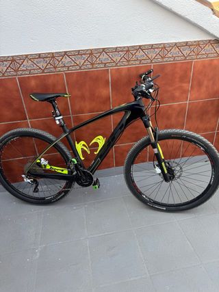 Bicicleta carbono bh ultímate de 27,5 talla M