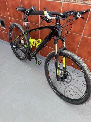 Bicicleta carbono bh ultímate de 27,5 talla M