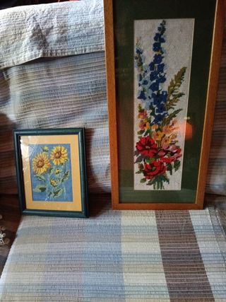 2 Cuadros Bordados a Mano: Flores