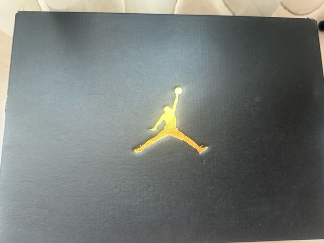 Zapatillas JORDAN MAX AURA 3 rojas