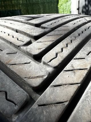 2 Ruedas Hankook Kinergy 235/50/18 usadas 