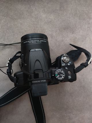 Cámara Nikon Coolpix P530 + Trípode