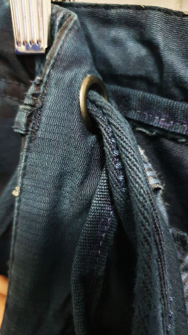 Due pantaloncini bermuda come nuovi