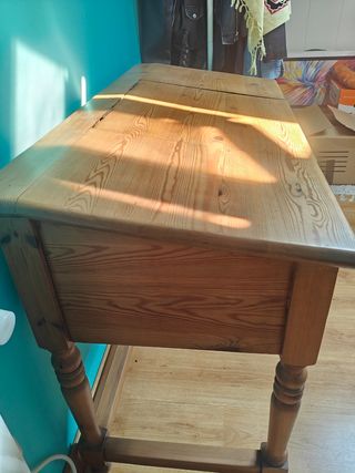 Pupitre madera antiguo