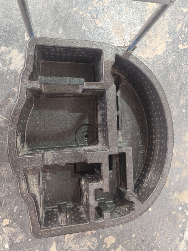 Caja espuma maletero Toyota Yaris
64993-0D100