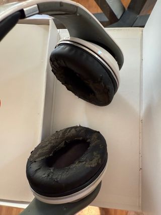 Cascos Beats Studio Blanco