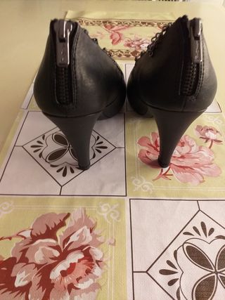 Zapatos Stradivarius negros - 37