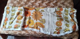 Colcha floral vintage - beige, naranja.