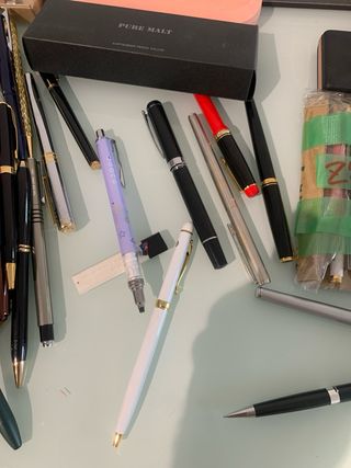 Lote plumas y bolígrafos de alta gama 14k