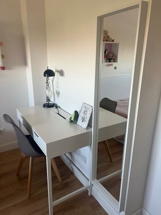 Escritorio blanco infantil - juvenil con silla