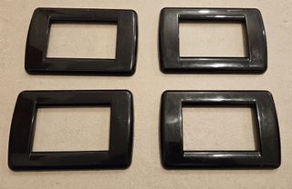 Placca Vimar Idea Metal Rondò 3M nera - 16753.11