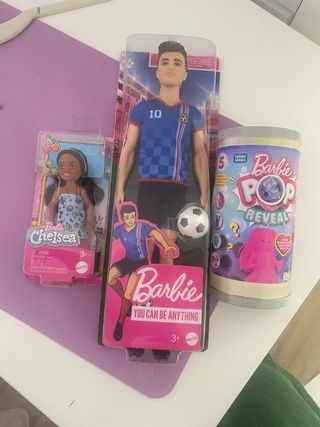 Muñecas Barbie: Ken, Chelsea y Pop Reveal