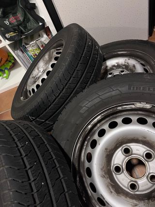 4 Ruedas VW T6. 