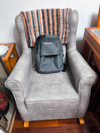 Sillón mecedora lactancia