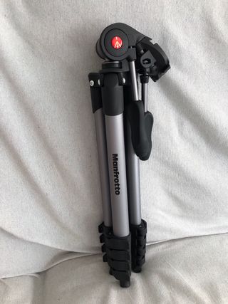Trípode Manfrotto Compacto