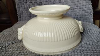 Centro mesa Wedgwood:Cabezas carnero